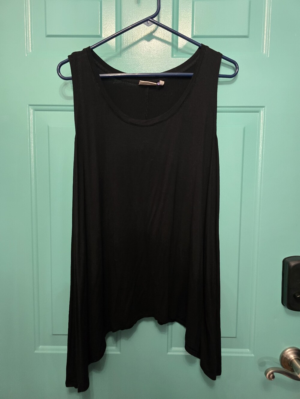 Black Women's Sleeveless Tank Top - Classic Minimalist